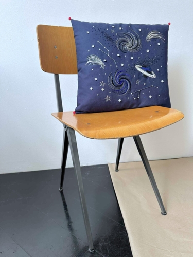 Kosmos pude, one of a kind