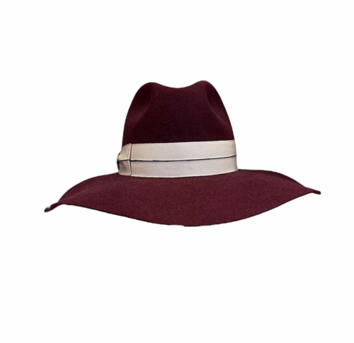 Bordeaux hat