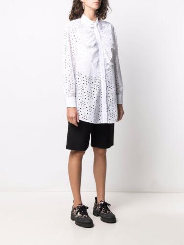 Hand collar shirt, broderie anglaise